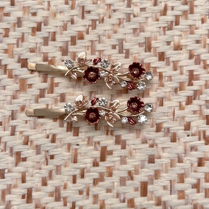 New decorative‎ hair pins.